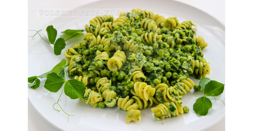 Fusilli с соусом из зелёного горошка